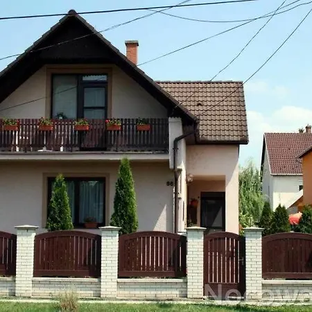 Sunny Vendeghaz Apartment Hajduszoboszlo