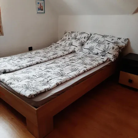 Sunny Vendeghaz Apartmán
